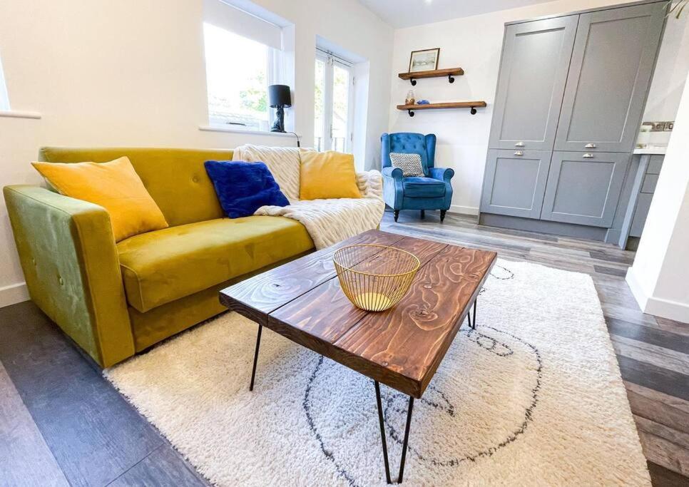 Juliet Beautiful 1 Bedroom, Central, Modern Space. Darlington  Ngoại thất bức ảnh
